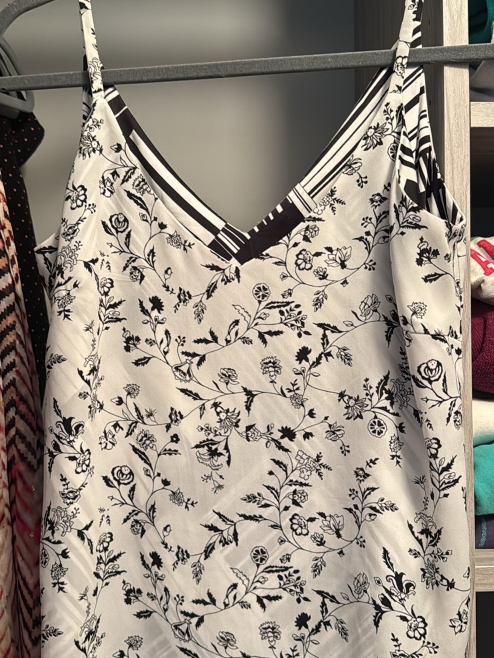 Women's Black & White Floral V-Neck Camisole Top-Reversible